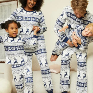 pyjama famille de noel en bleu et blanc rennes