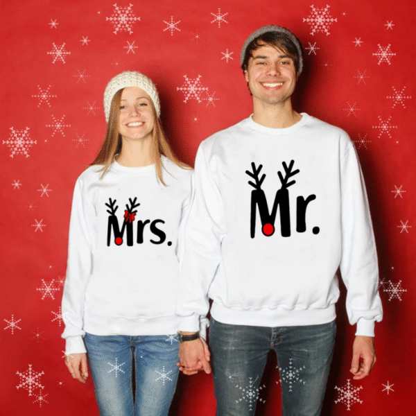 Pull de Noel Couple Mr. et Mrs. avec rennes