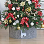 cache pied sapin de noellumineux gris