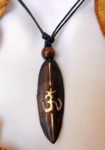 Pendentif signe aum en argent