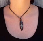 Collier om en bois et argent