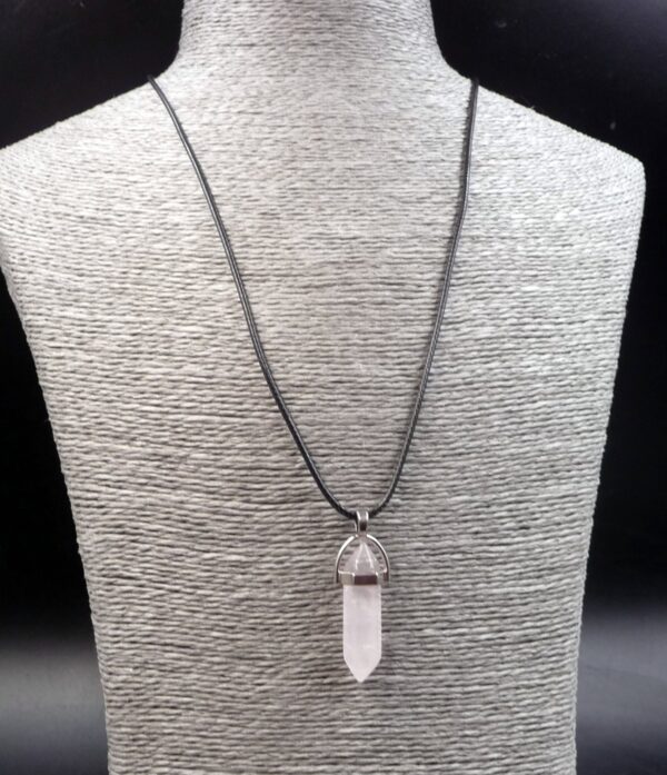 Collier quartz rose point hexagonal