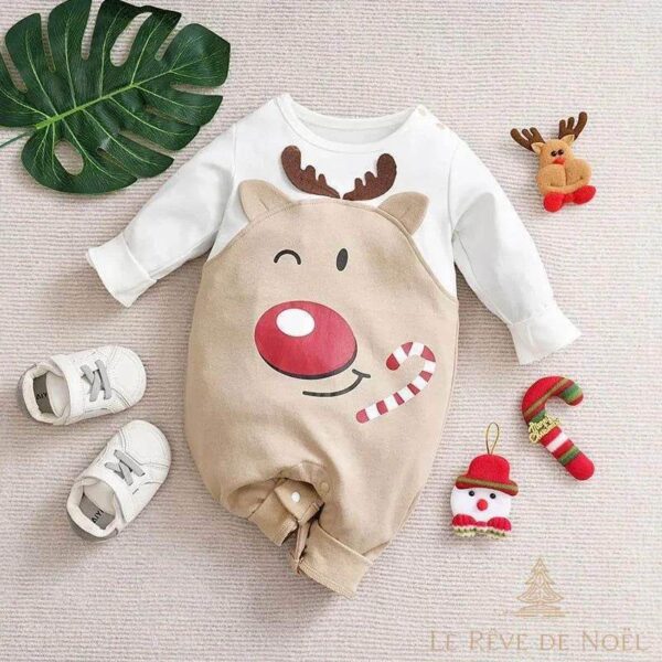 ensemble assorti de pulls de Noël