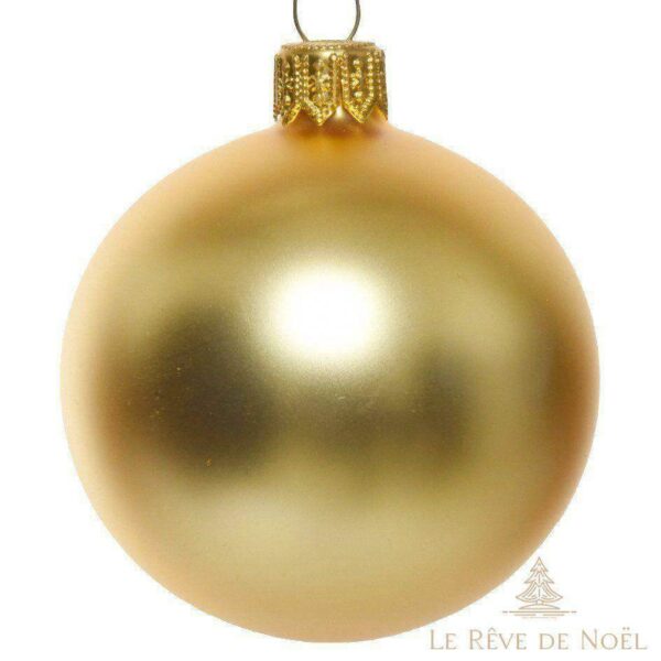 boules de Noël mates en or pour un Noël élégant