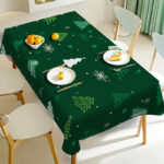 Table de Noel Nappe Verte avec décorations