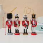 figurines casse-noisette traditionnelles