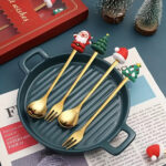 Couverts dorés Vaisselle de Noel