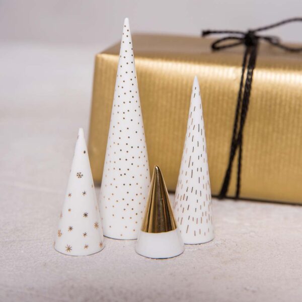 Set de 4 sapins en porcelaine noellumineux